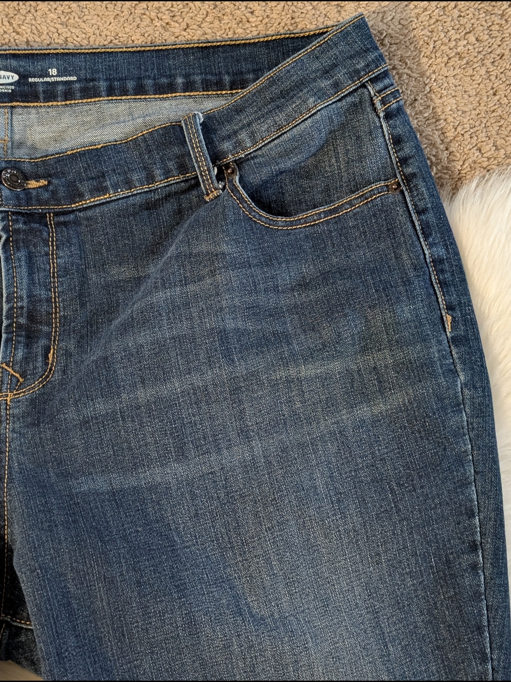 Old Navy Medium Dark Blue Straight Leg High Rise Jeans Size 18 - Picture 5 of 12